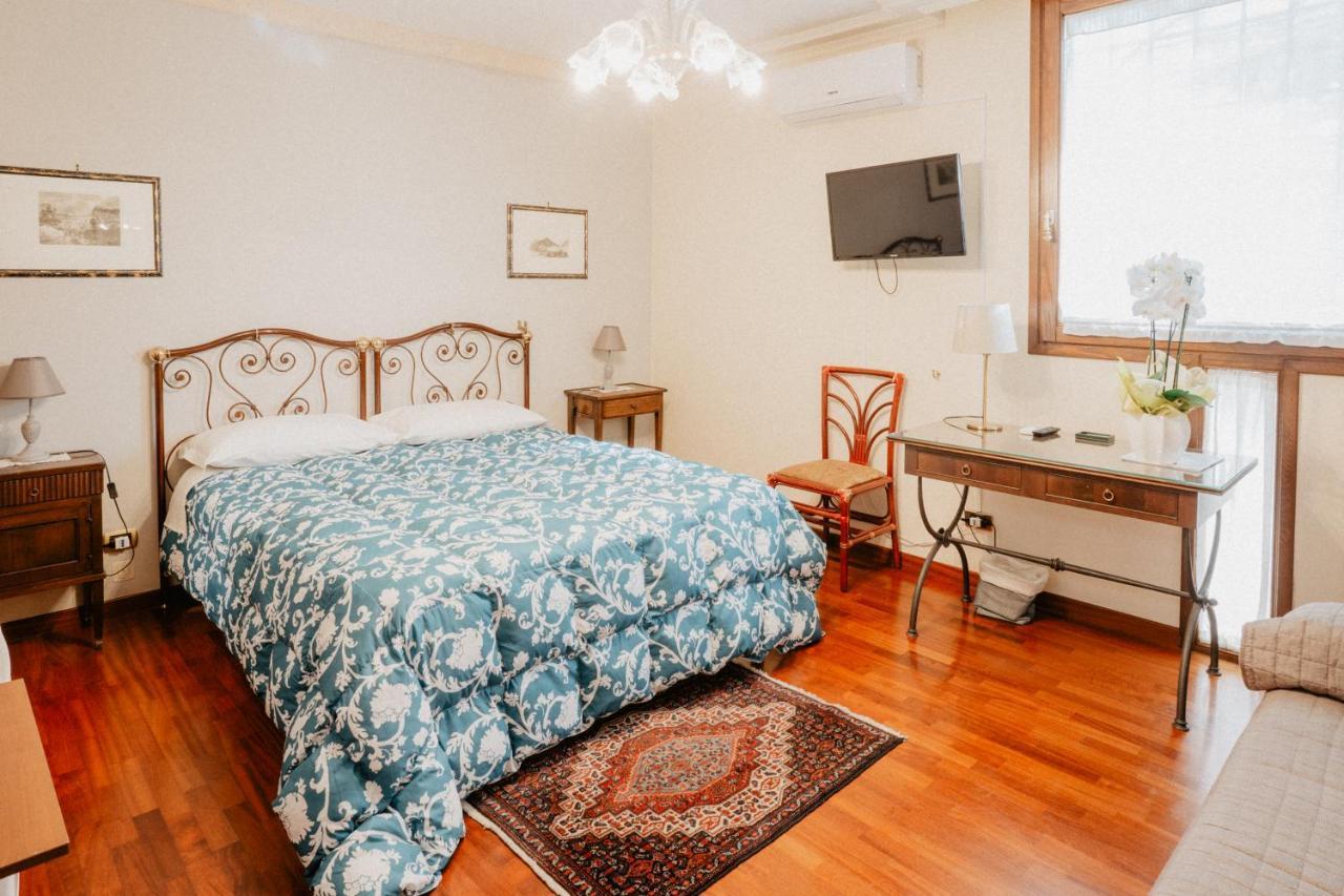 Villa Luigi XVI Taranto Exterior foto